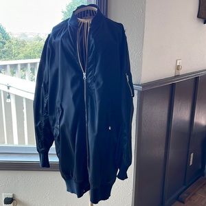 Wind breaker/ lightweight jacket